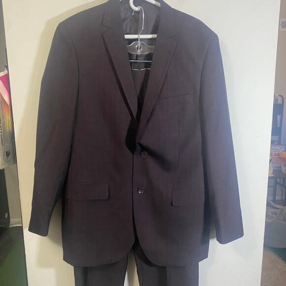 Mazari NWOT Mens Burgundy Plaid Suit Set of Jacket & Trousers Sz 42 Regular - Picture 3 of 15